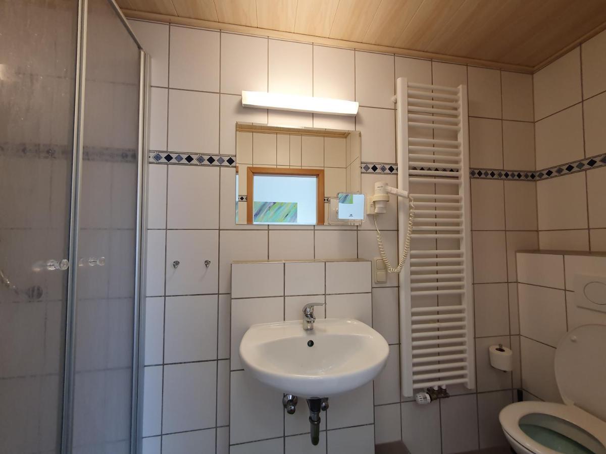 Garni Hotel Biebertal Am Milseburgradweg Hofbieber المظهر الخارجي الصورة